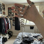 HARDWARE CHAIN_04 — VERTICAL SPIKE