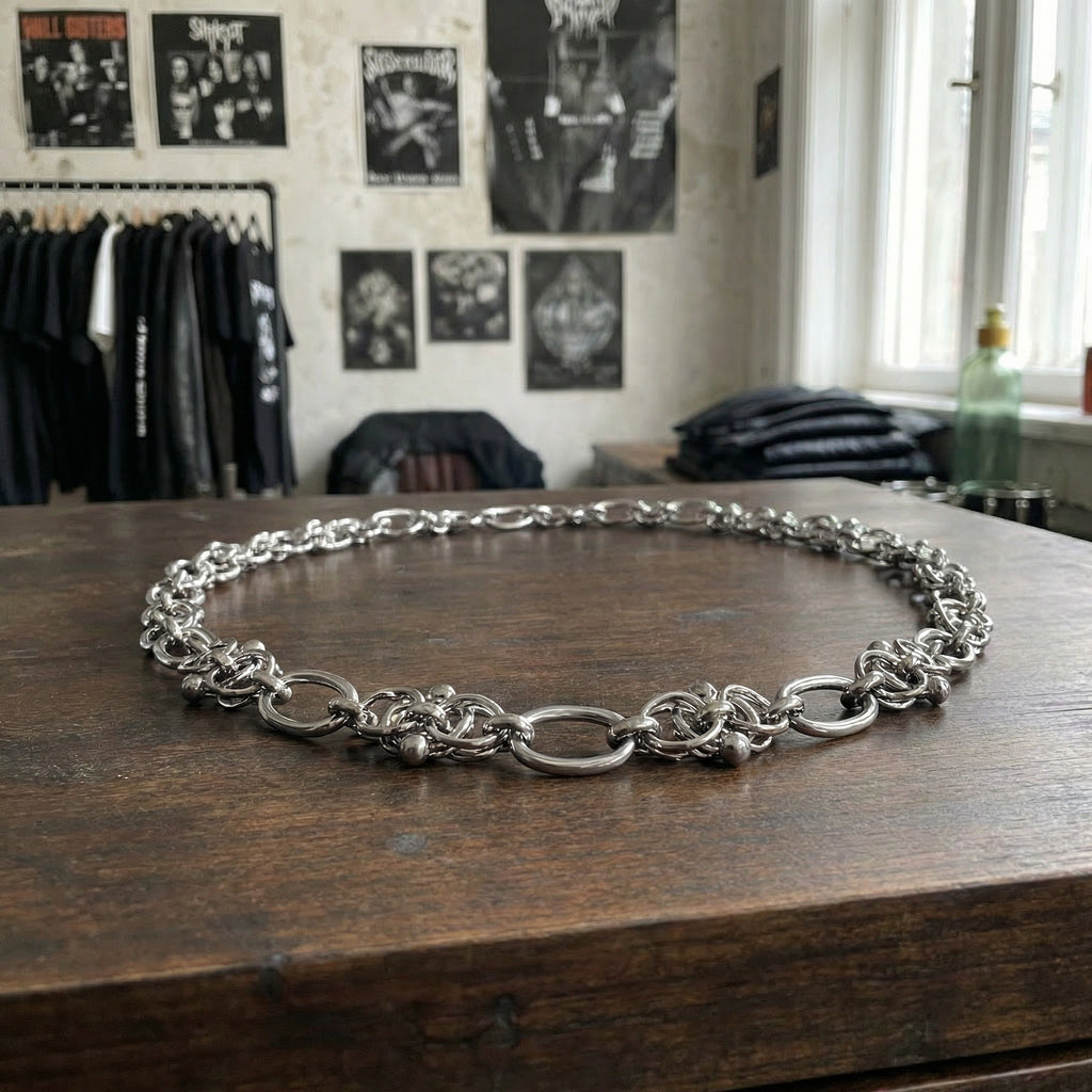 HARDWARE CHAIN_05 — INTERLOCK GRID